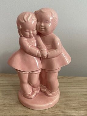 Cameron Clay Pink Ceramic Vase Charming Planter Boy/Girl Retro Vintage Kitsch